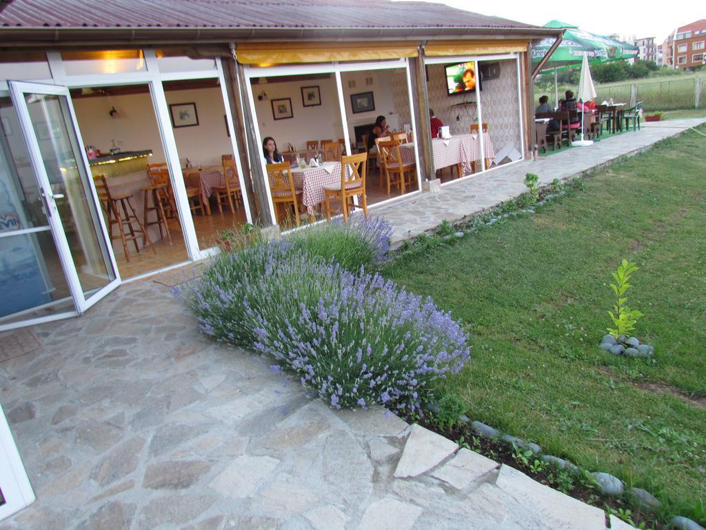 Villas And Bungalows Panorama เชอร์โนโมเรทส์ ภายนอก รูปภาพ